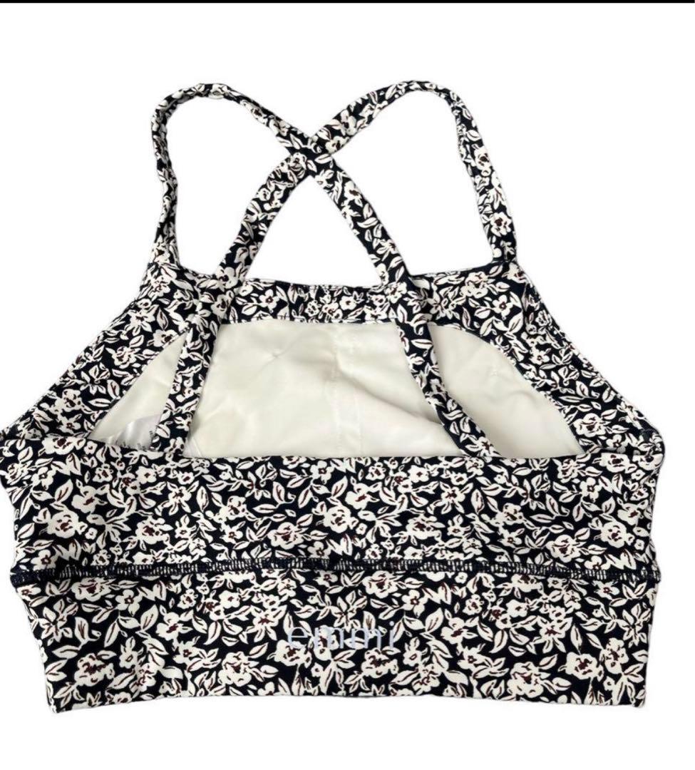 emmi yoga ウエア　トップス　レギンス