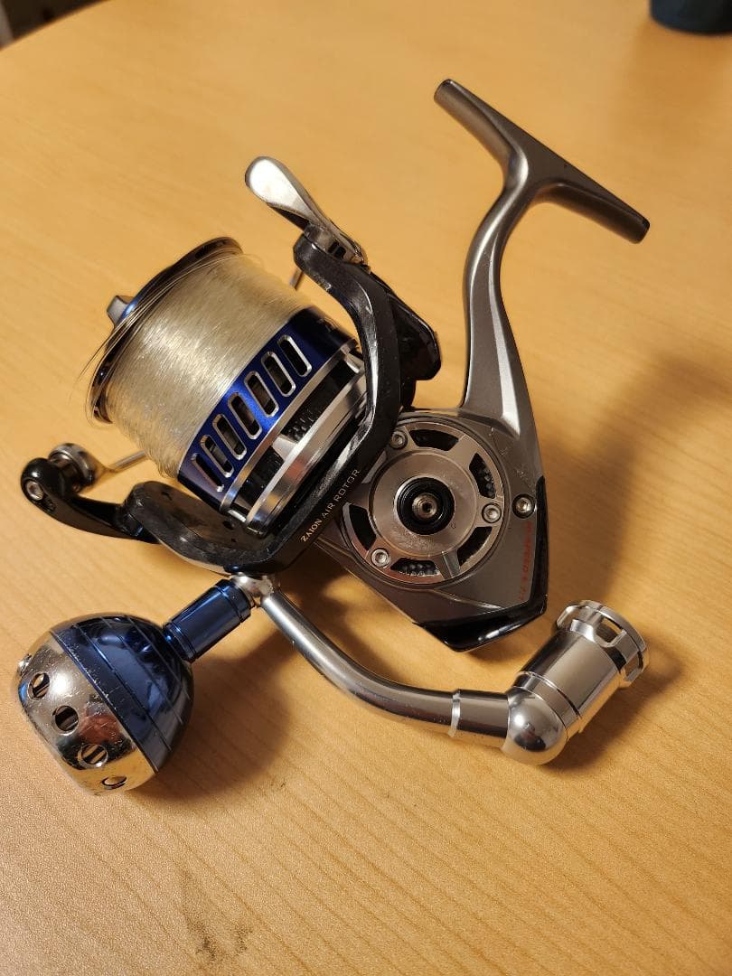 SALTIGA 4500H スピニングリール