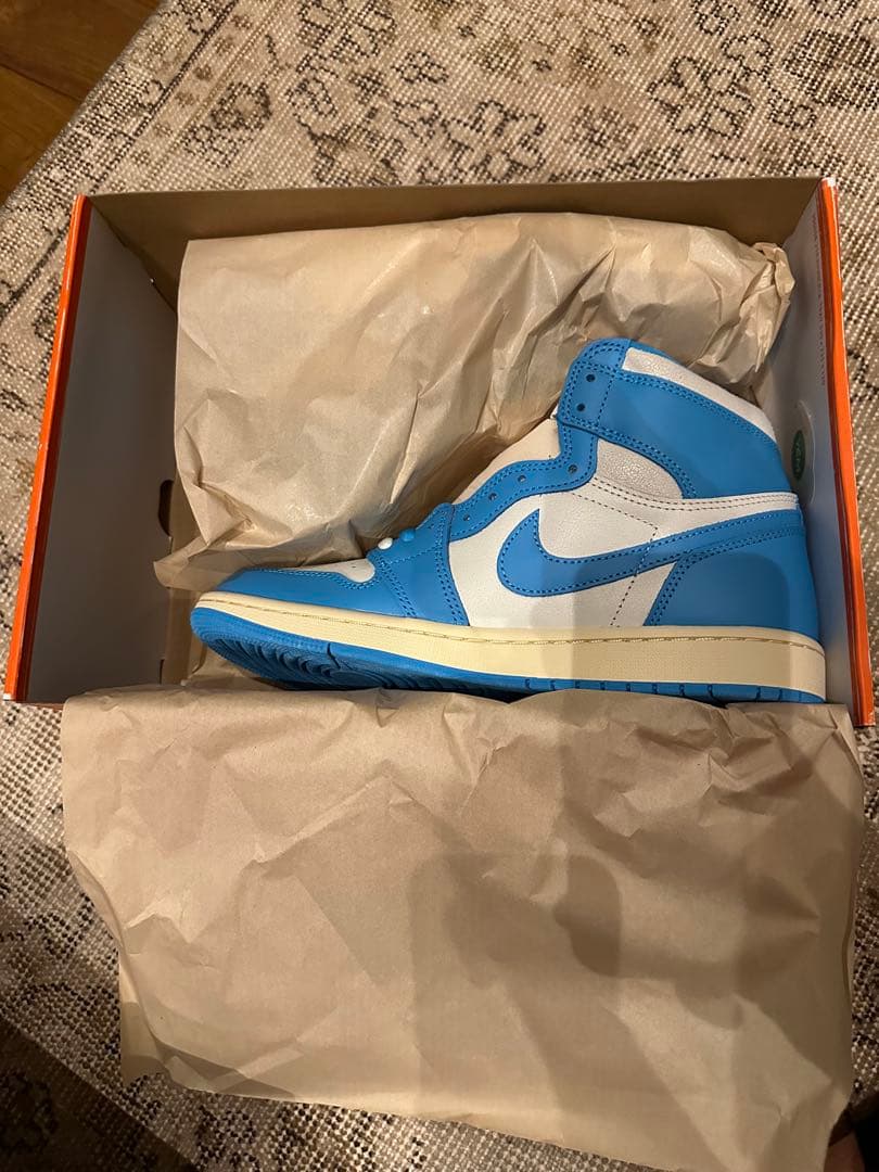 シューズ(男性用) NIKE AIR JORDAN1 UNC Reimagined