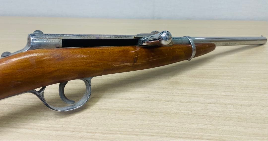 マルホシ（丸星）製　射的　コルク銃（バネ式）・コルク玉セット