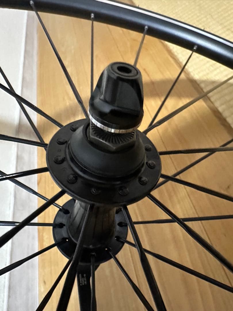 Bontrager AFFINITY TLR アルミホイール　タイヤチューブ付き