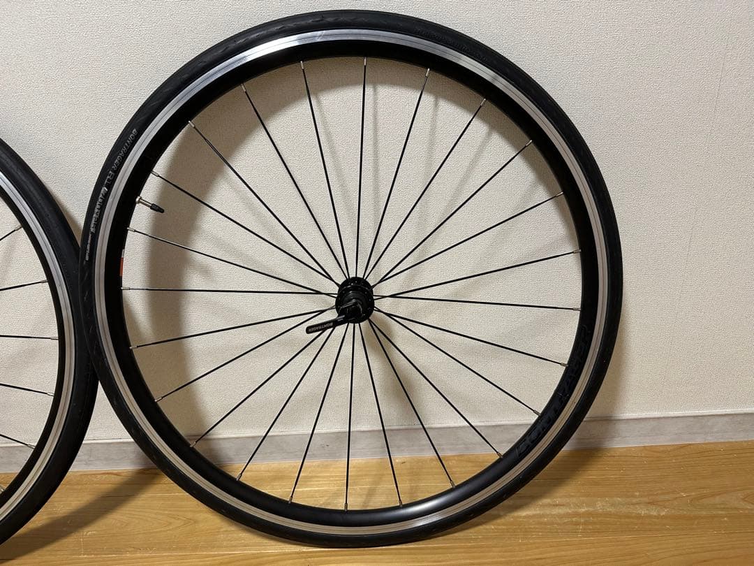 Bontrager AFFINITY TLR アルミホイール　タイヤチューブ付き