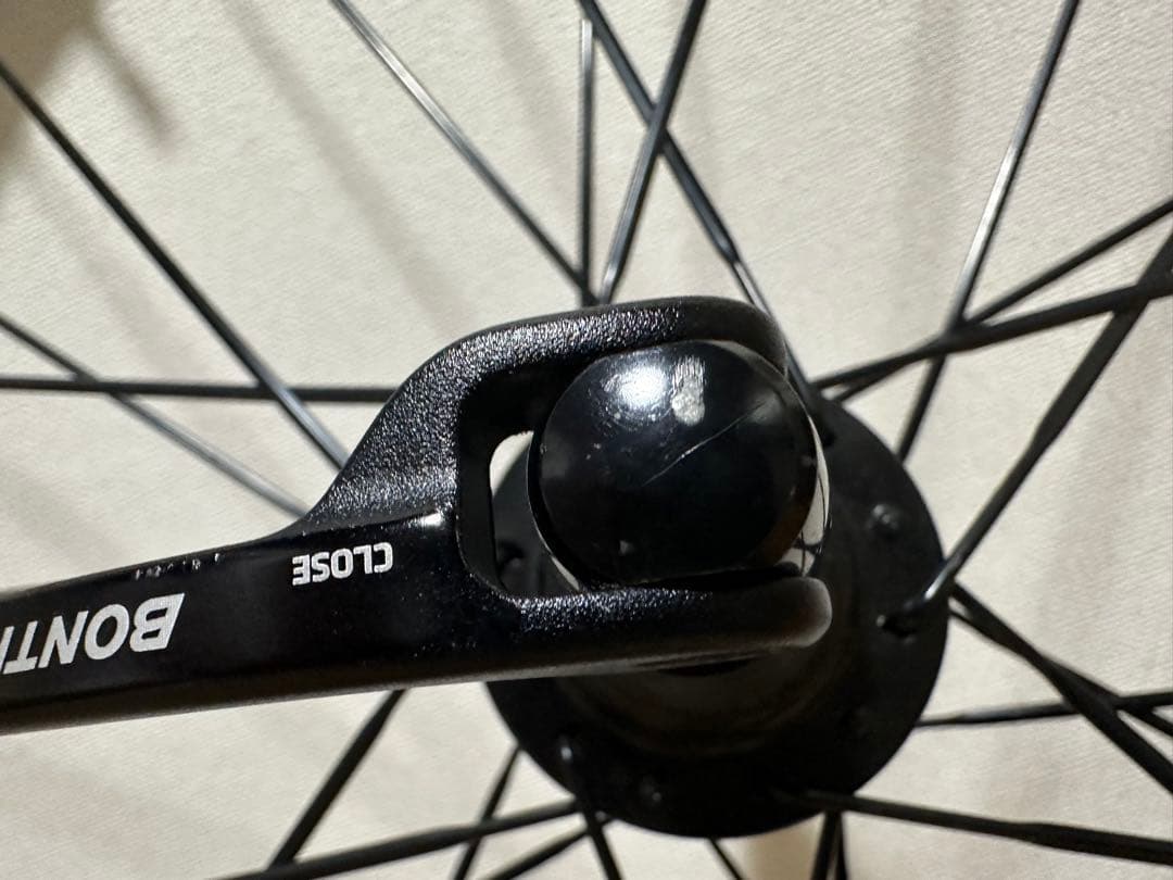 Bontrager AFFINITY TLR アルミホイール　タイヤチューブ付き
