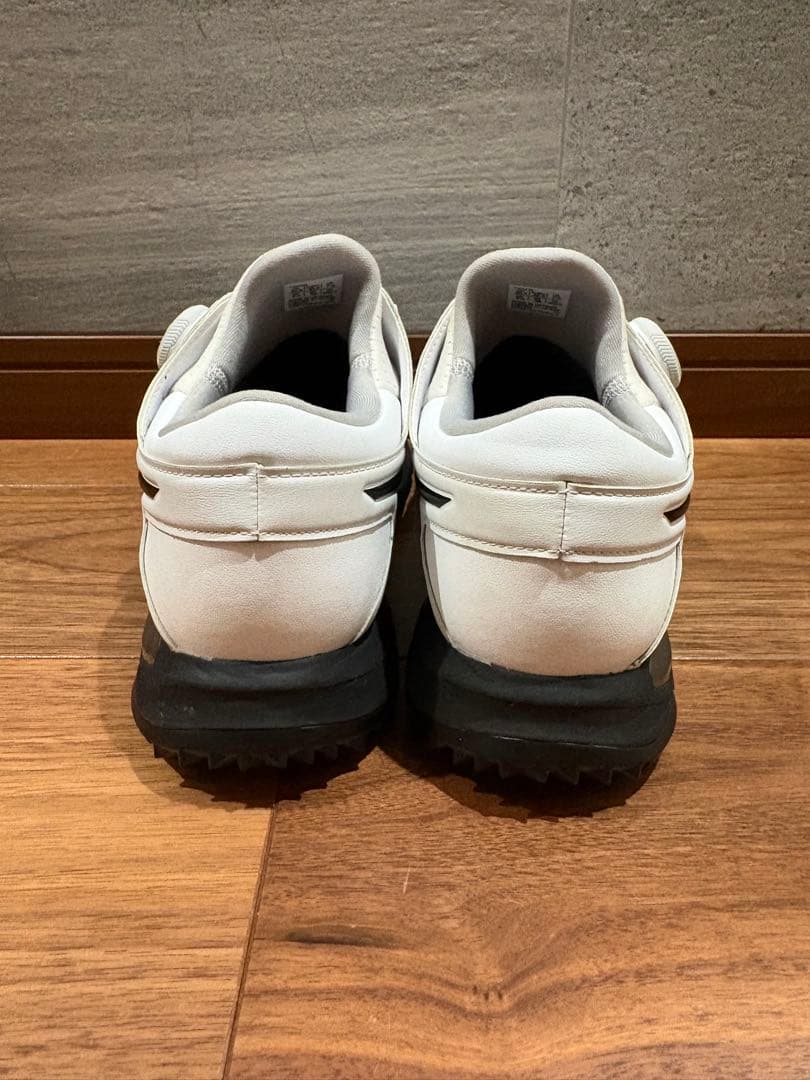 ASICS BOA 1111A229 100 ホワイト×ブラック25.5cm