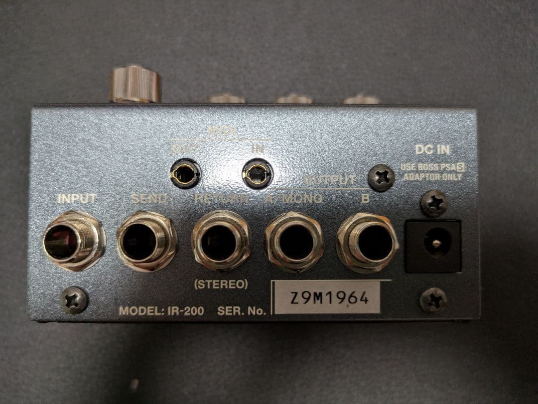 BOSS IR-200 アンプシミュレーター/IR