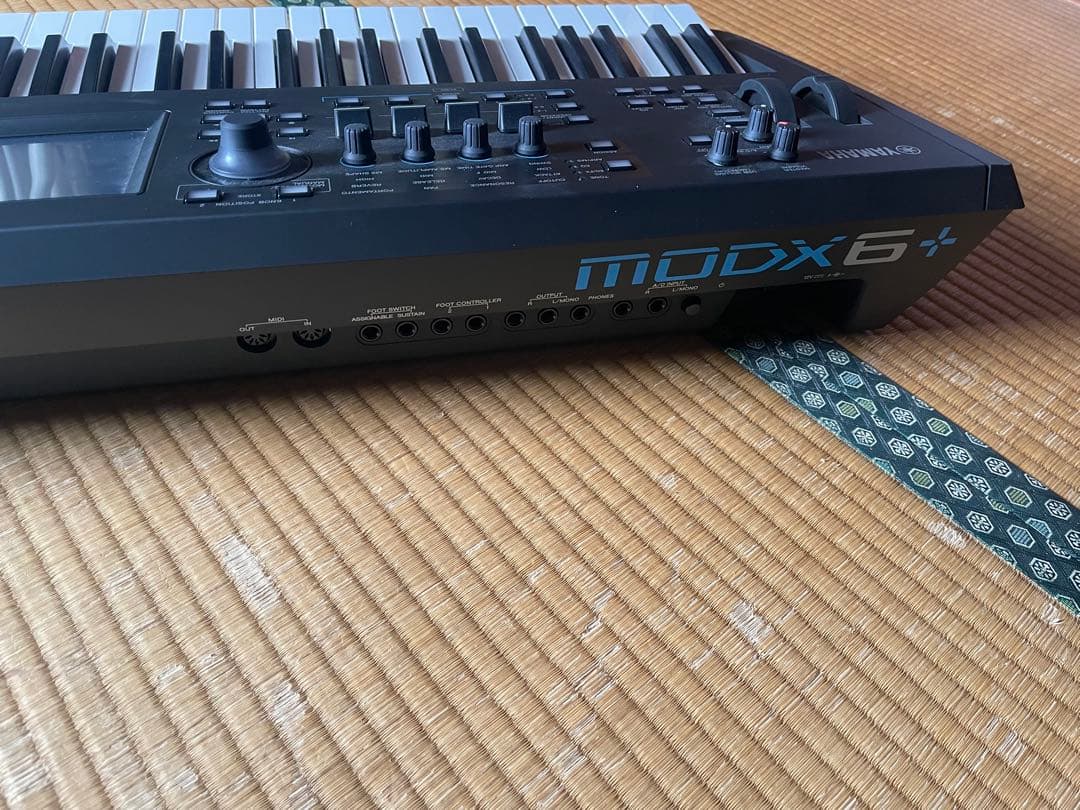 Yamaha MODX6+ シンセサイザー 61鍵