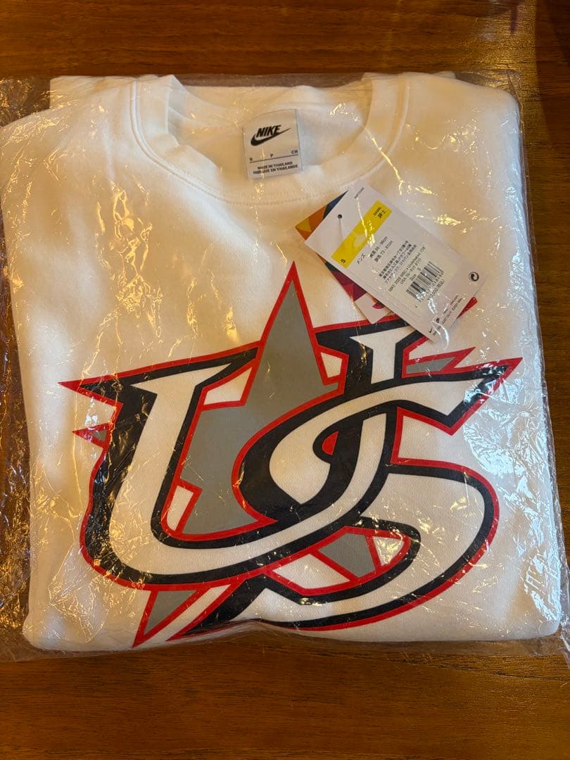 値下げ！2026WBC×UNDEFEATED 限定コラボ　スウェットホワイト S
