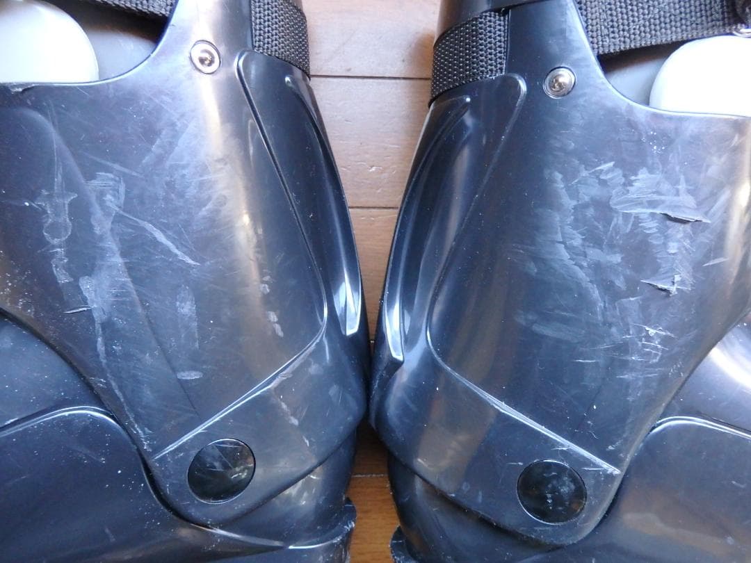 SALOMON,BIGHORN　板約82ｃｍ、ブーツ約27.0～27.5ｃｍ