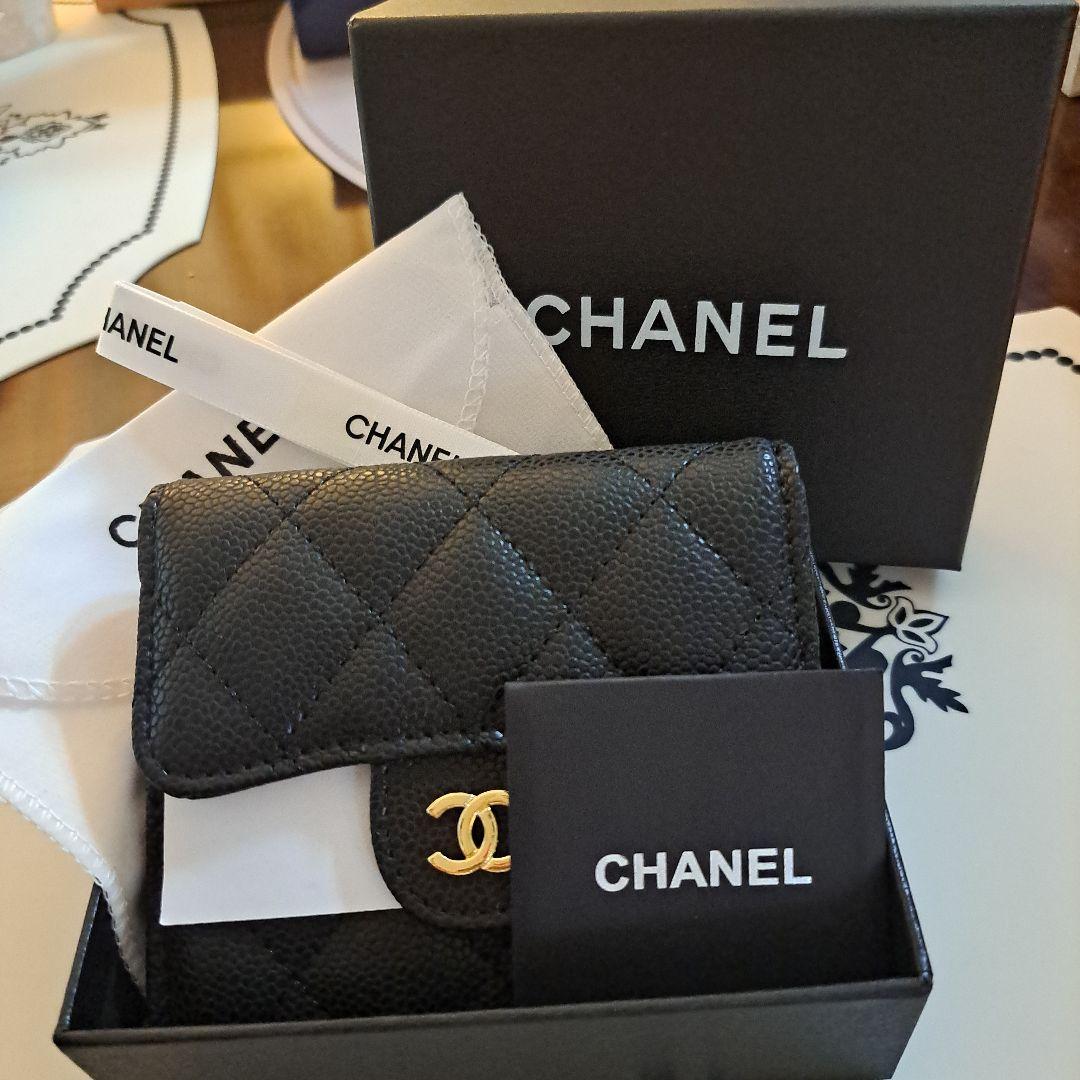CHANEL ノベルティ キルティング 財布