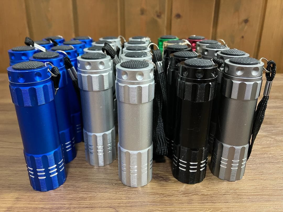 【中古良品】ミニポータブルライト×各種72本(9＆5＆3LED・電池226本付)