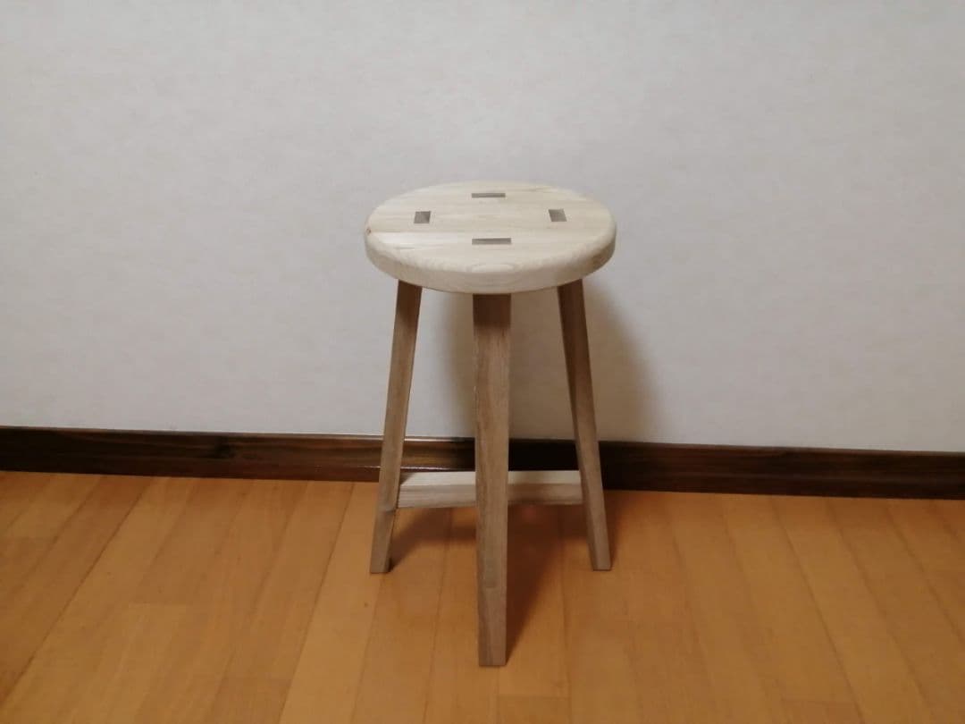 栗材スツール　高さ60cm　丸椅子　stool