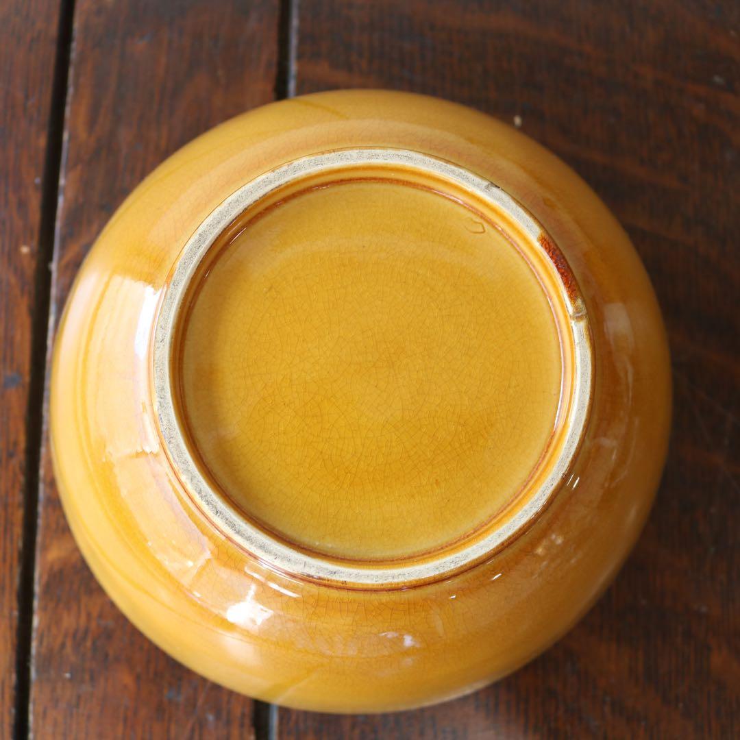 淡路珉平焼　山吹色　 黄釉　深鉢　1点（骨董古美術古伊万里茶道具菓子器
