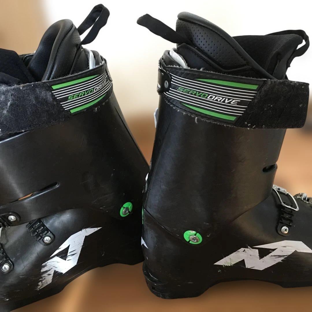 Nordica Dobermann スキーブーツ 男性用