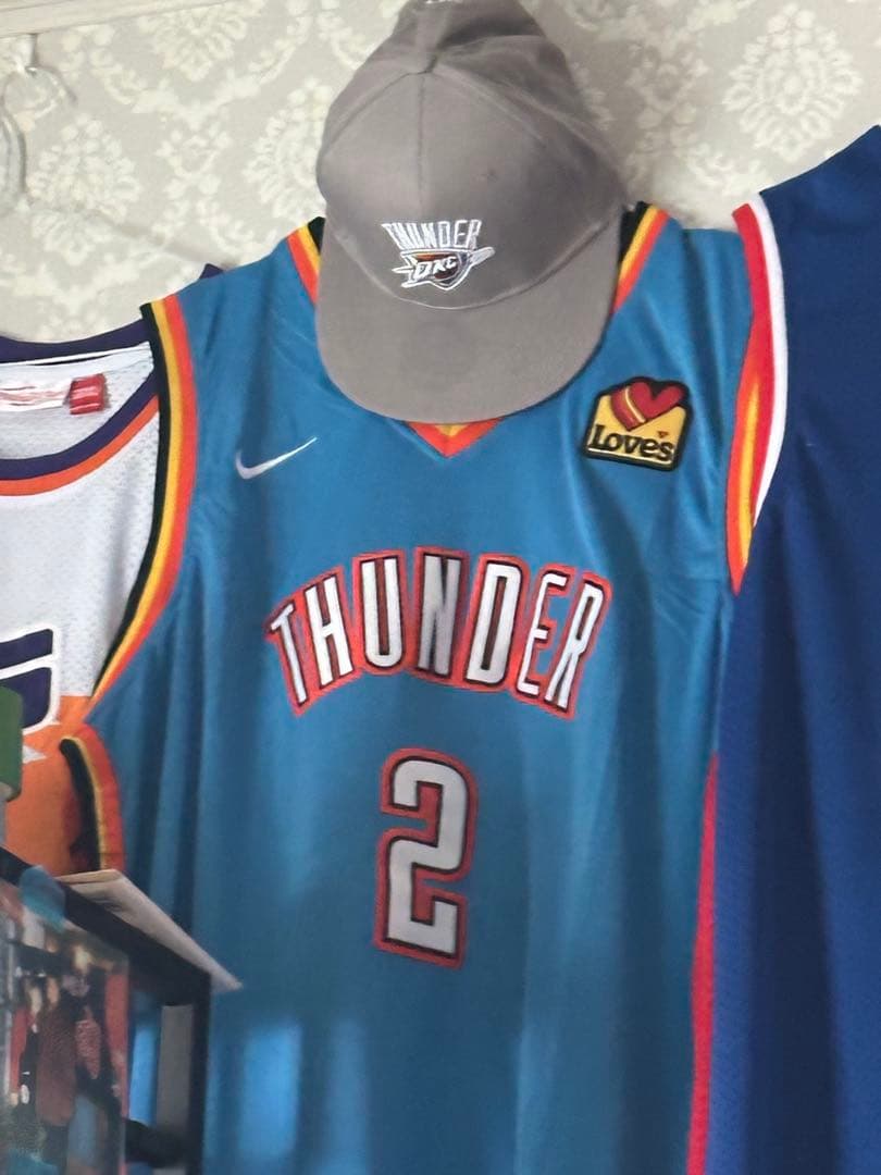 Nike THUNDER ジャージ サイズ2 キャップ付き、サイン入り