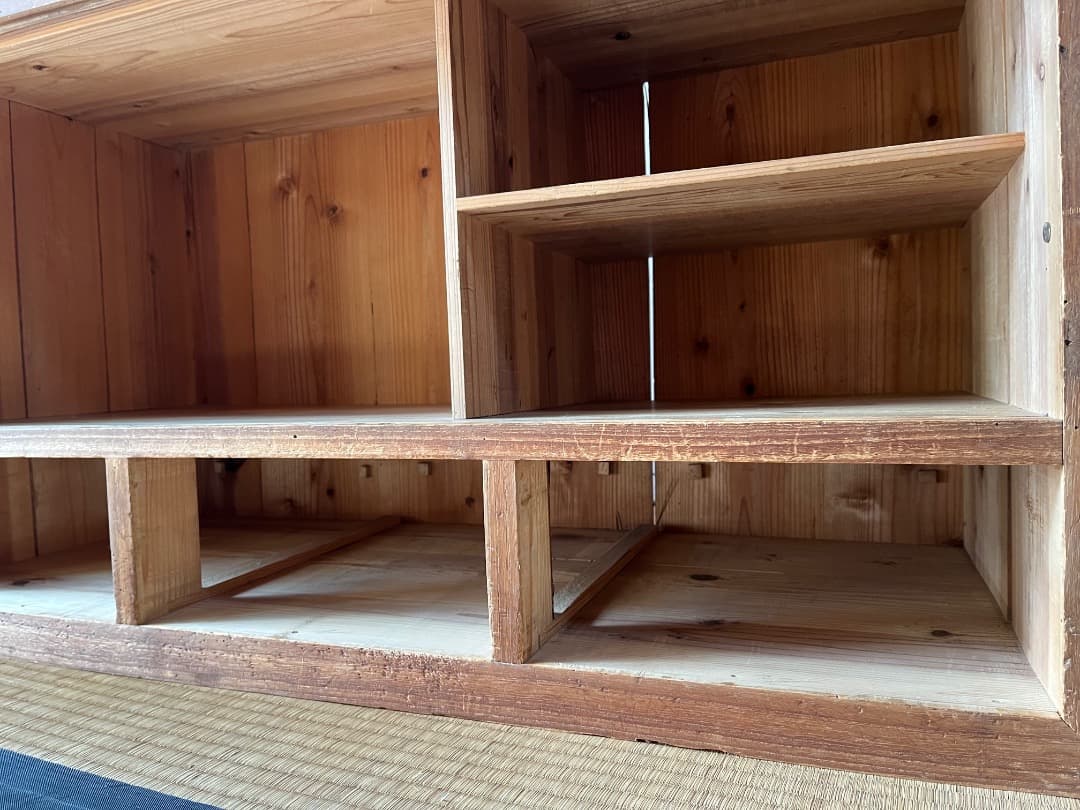 【早い者勝ち】古道具 木製収納棚｜無垢材｜古民家｜ レトロ｜本棚・食器棚・展示棚