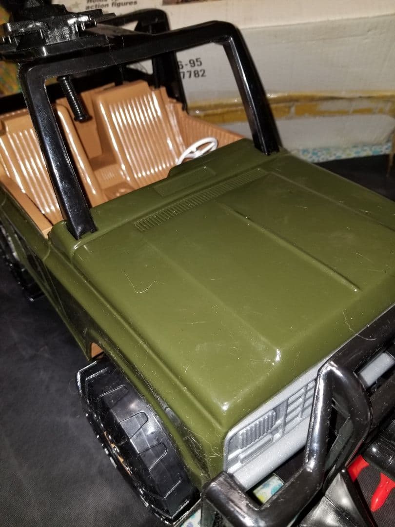 アメリカンプラスチックトイ GiJOE等用ジープ ビンテージ(1)
