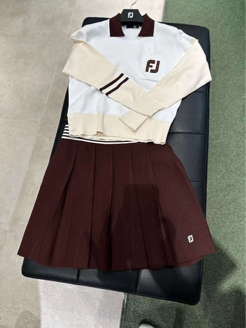 ゴルフウェア レディース 女性用 ニットスカート ワインレッド白ML