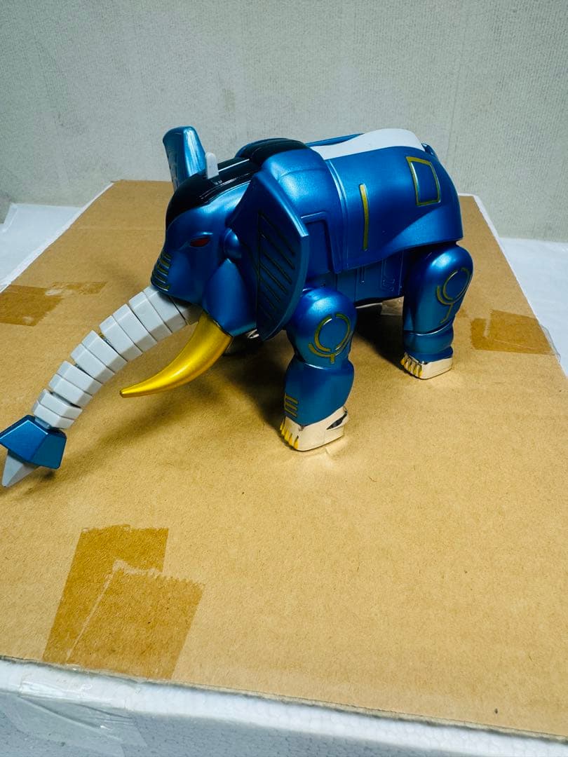 超合金 百獣戦隊ガオレンジャー BANDAI（H.K）CO..LTD ガオナイト