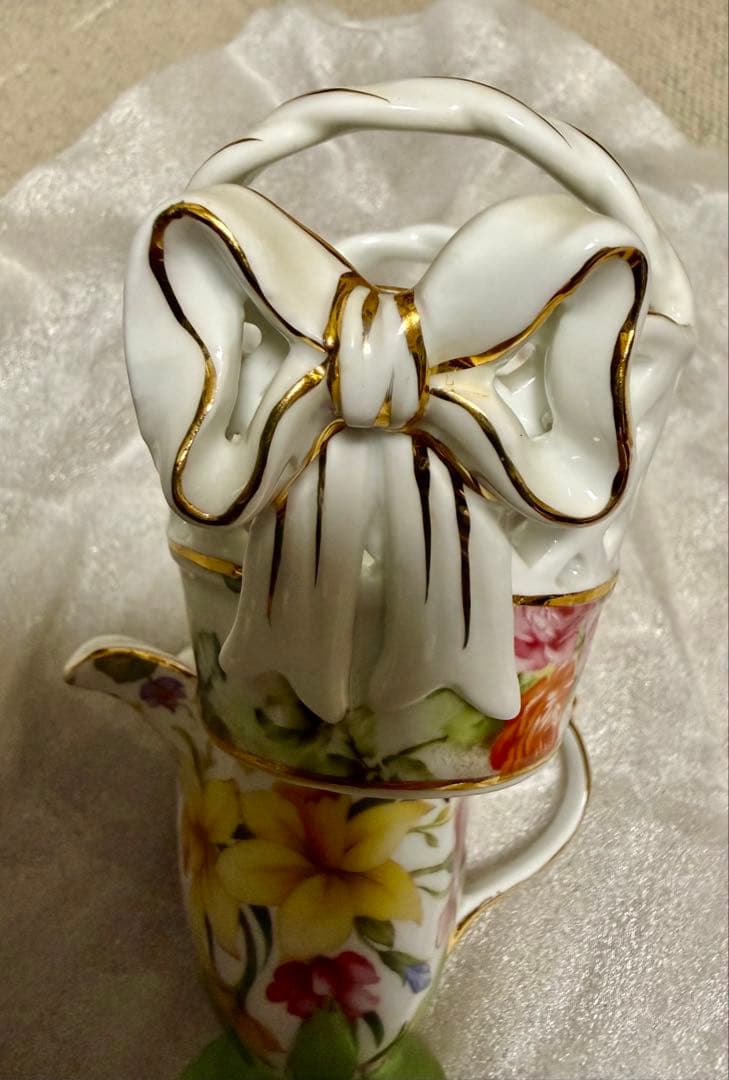 花柄陶磁器セット（楊枝立て、クリーマー、バスケット）
