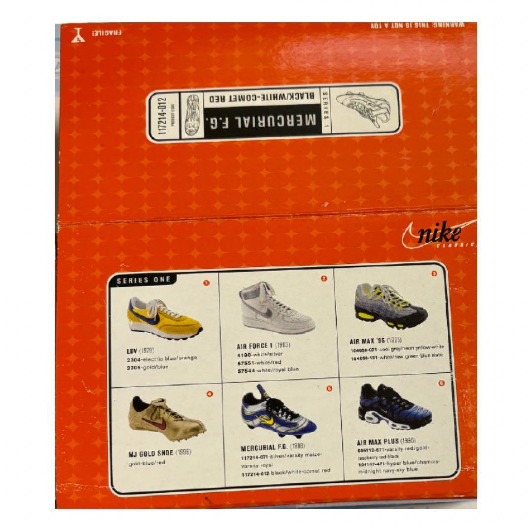 Nike ナイキclassics スニーカー フィギュア　マーキュリアル　レア