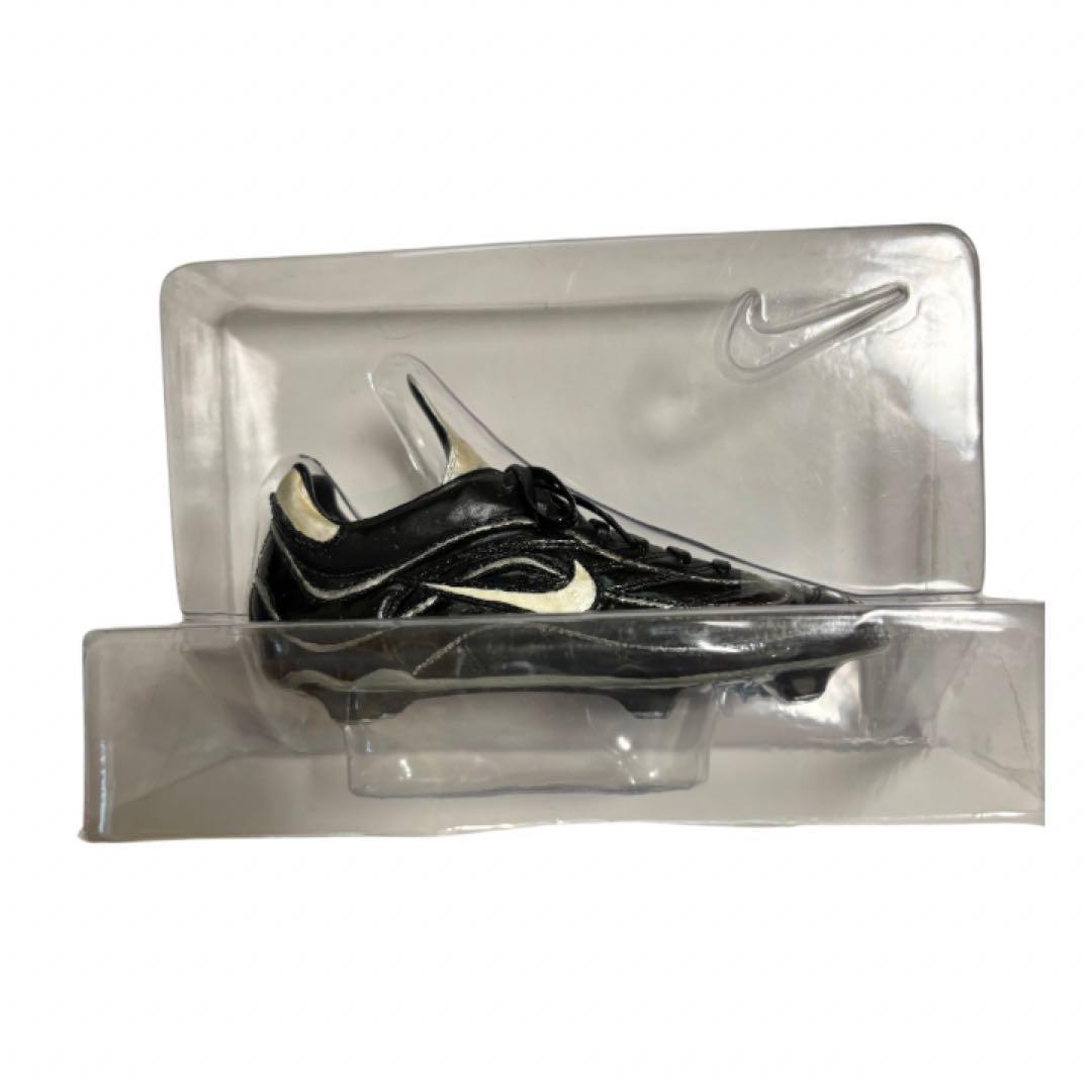 Nike ナイキclassics スニーカー フィギュア　マーキュリアル　レア