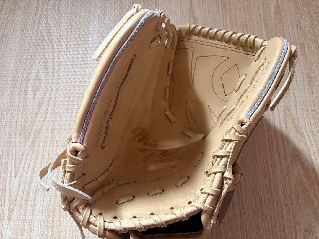 Mizuno Pro 硬式オーダー投手用　波賀製