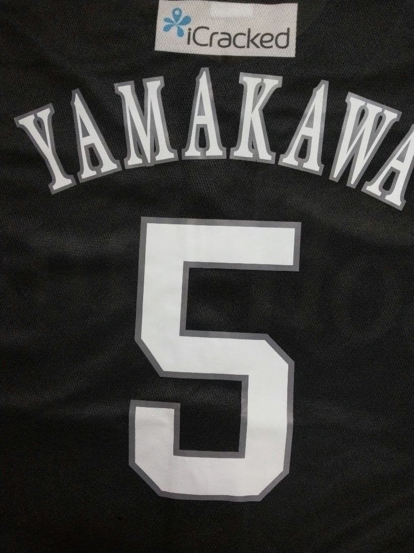 ソフトバンク 山川選手 ユニフォーム