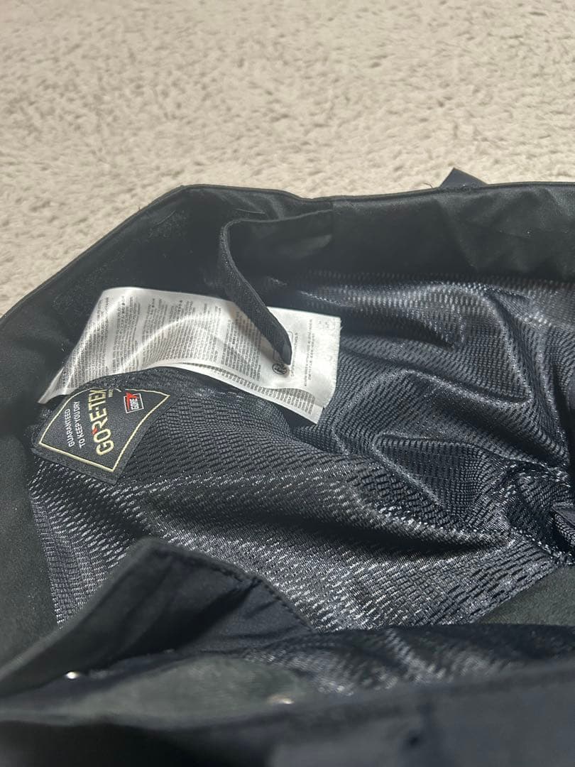 シンシンさん専用 ボルコム　美品　GORE-TEX ウェア上下セット