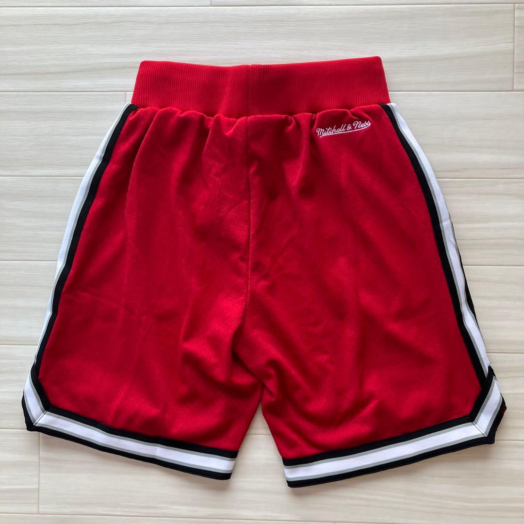 MITCHELL & NESS　ミッチェルアンドネス ハーフパンツ　バスパン