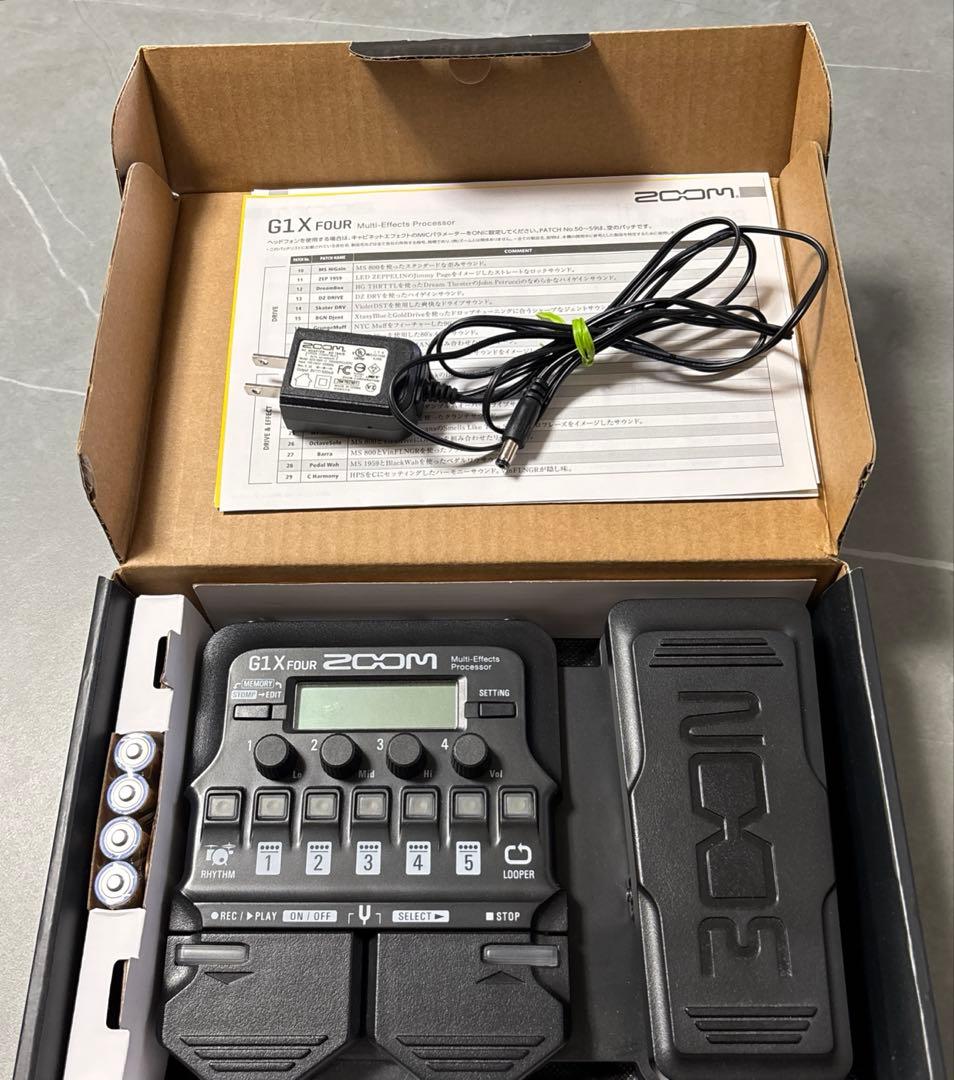 ZOOM G1X FOUR マルチエフェクター 純正ACアダプタ付き