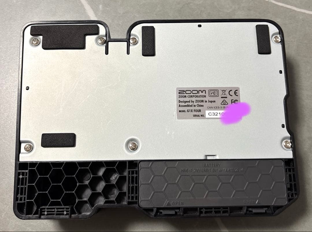 ZOOM G1X FOUR マルチエフェクター 純正ACアダプタ付き