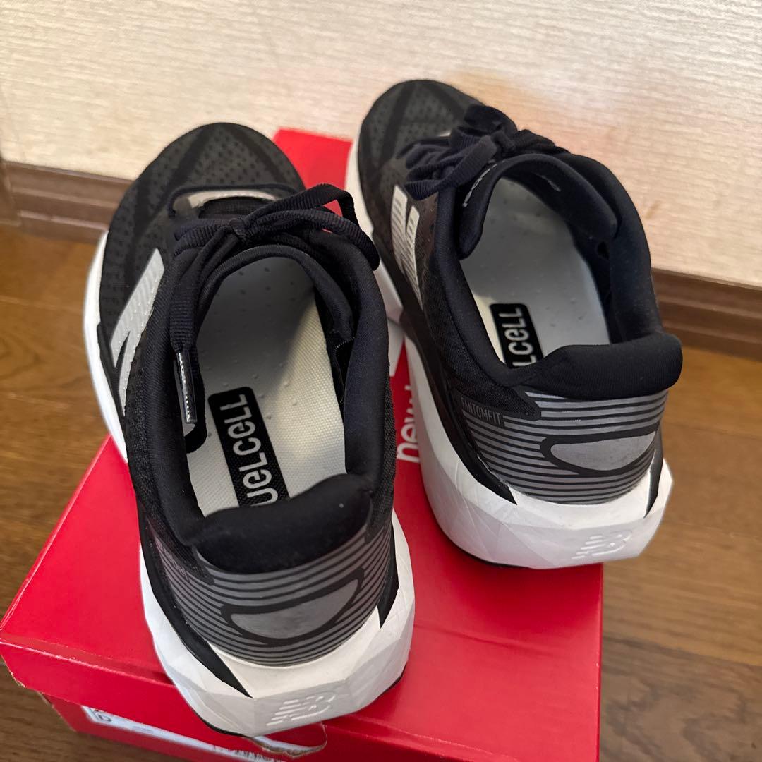 ニューバランス　スニーカーWFCXLK5 24.0 JPN D width