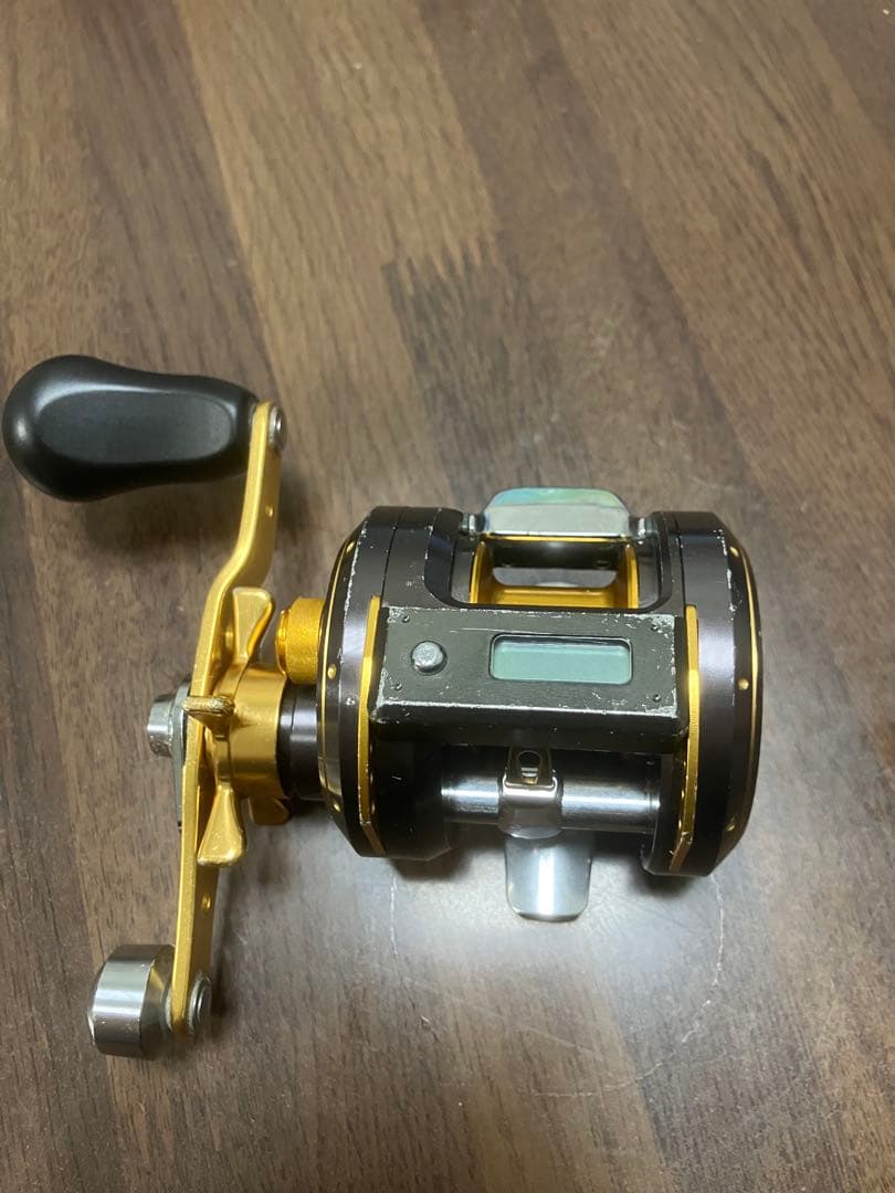 ダイワ Daiwa 丸型 ミリオネアICV 100R ベイトリール ジャンク