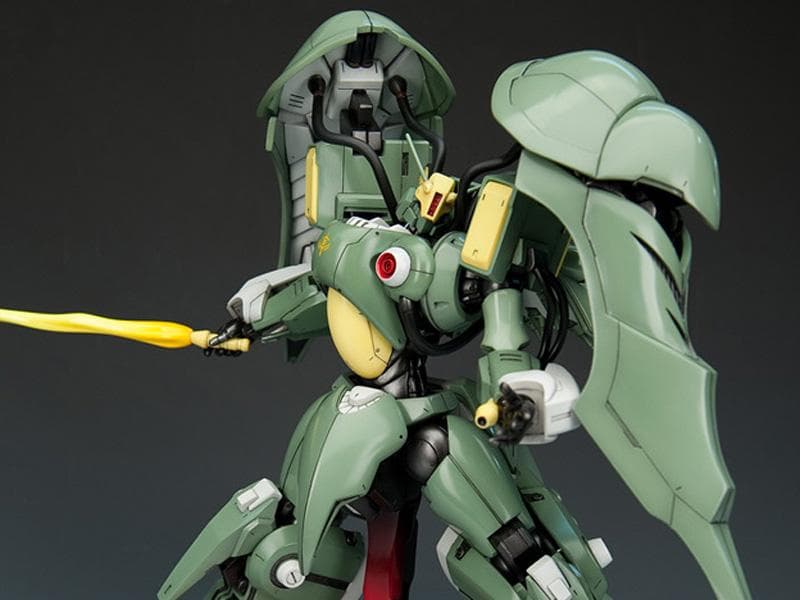 ガレージキット 機動戦士ZZガンダム　1/144 クインマンサ