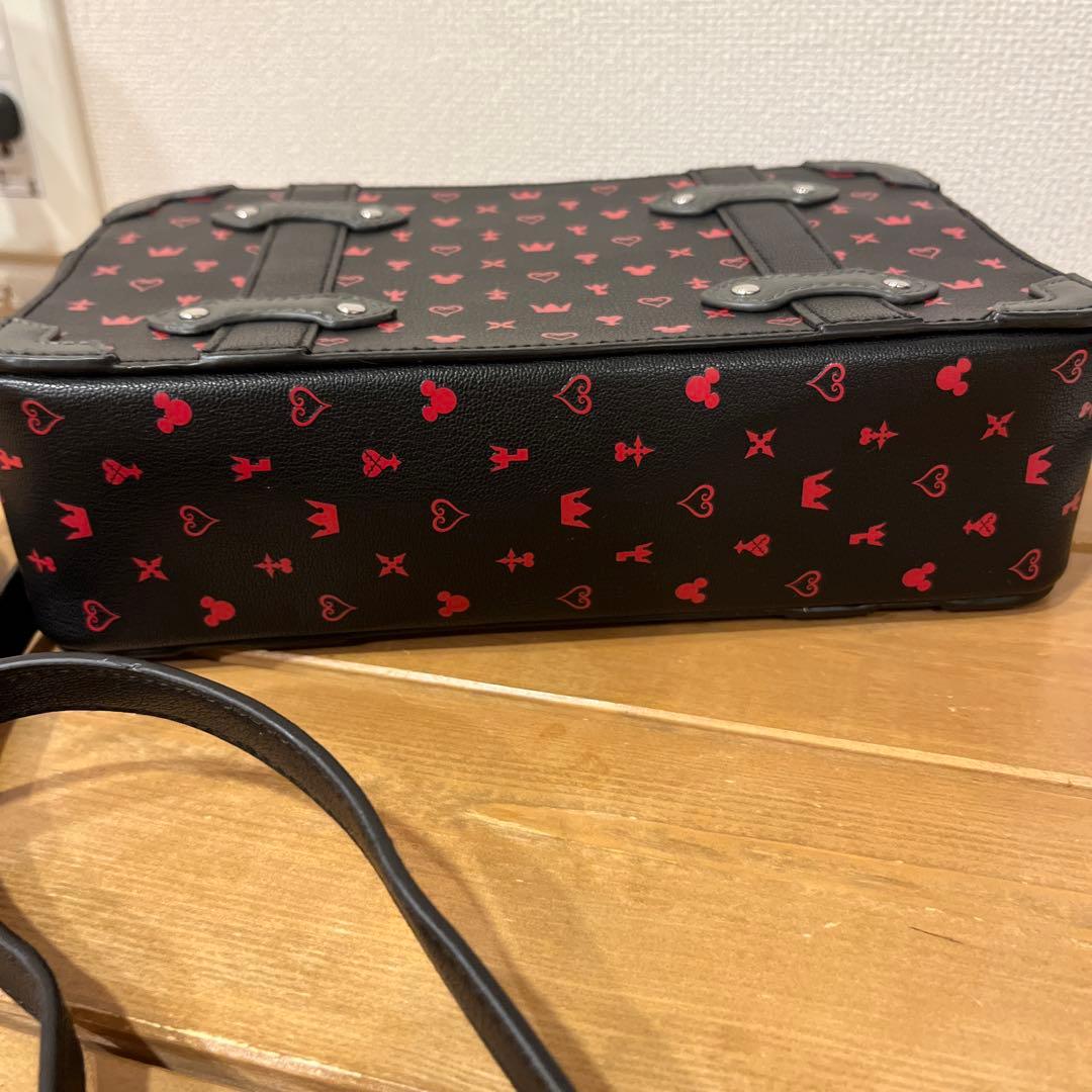 美品　キングダムハーツ　ショルダーバッグ