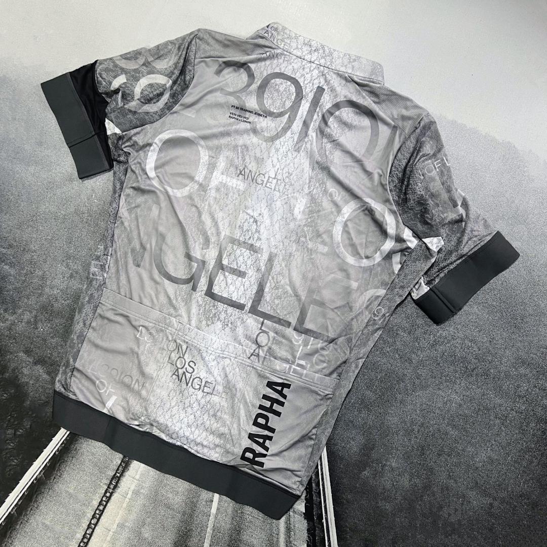 新品 Rapha リージョン プロチーム トレーニング ジャージ Mサイズ