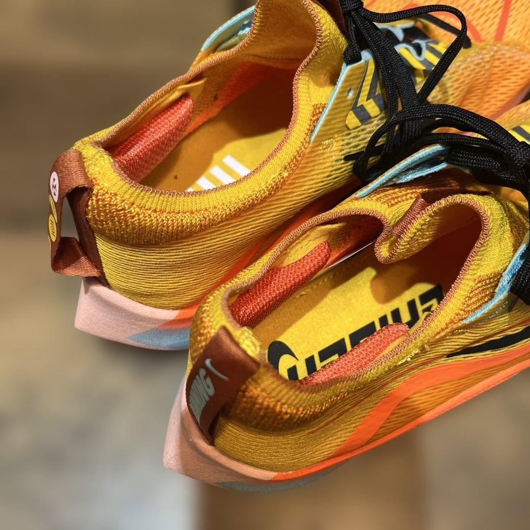 ● 美品　Nike Zoom Fly 4ナイキ　ズームフライ　ランニングシューズ