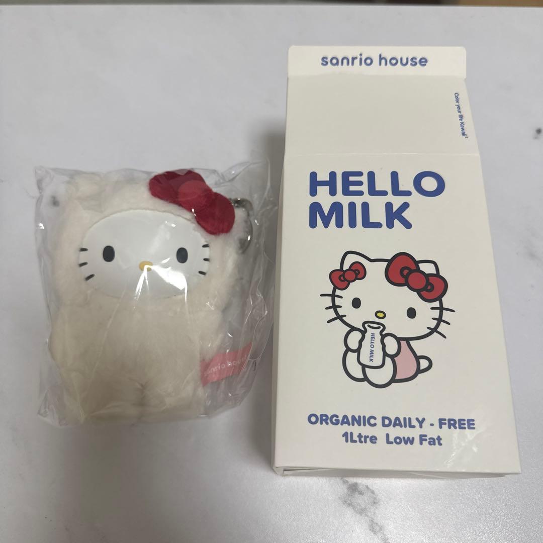 サンリオハウス　シークレットコレクション　ハローキティ　チャーム　MILK