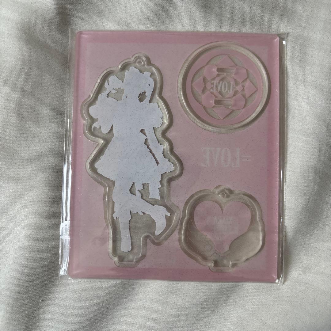 齋藤樹愛羅 魔法少女 宝石衣装 アクスタ生写真 缶バッジ
