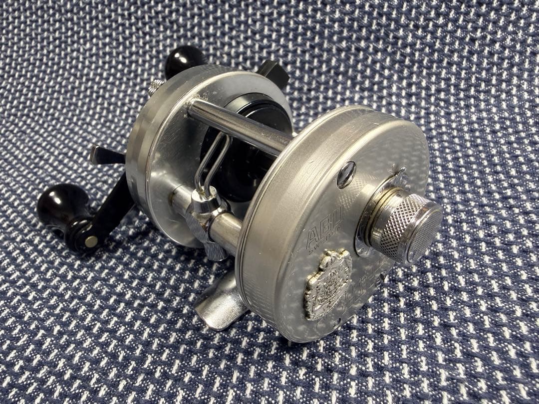 【11/1まで値下中】AbuGarcia Ambassadeur 2500c