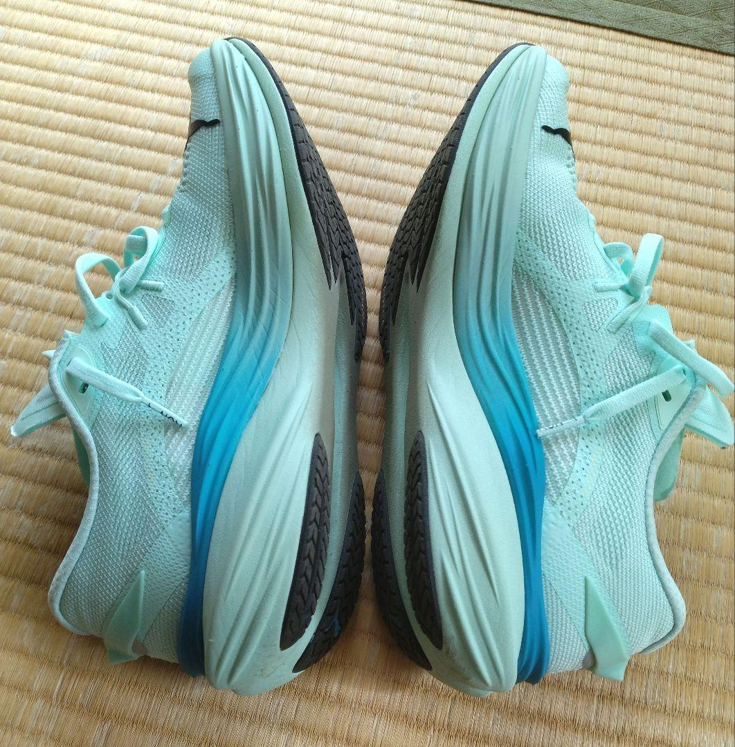 【美品】プーマ(PUMA) ディヴィエイト ニトロ 3 26.5cm