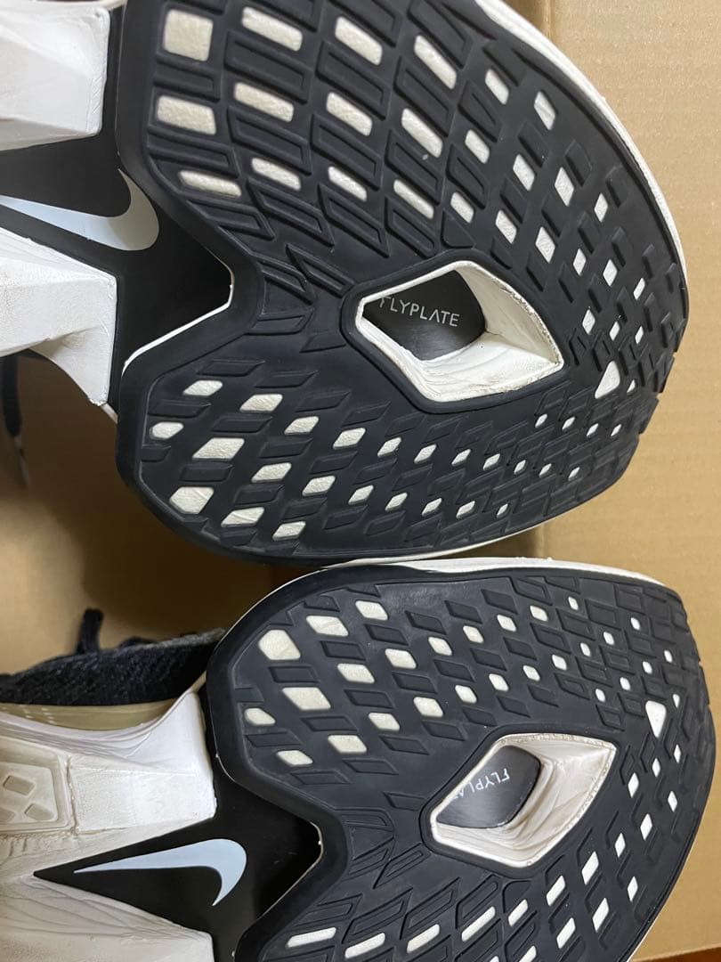 Nike AirZoomX ALPHAFLY NEXT% 2 ランニングシューズ