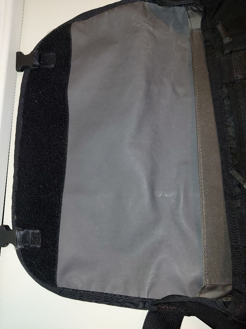 TIMBUK2　Sサイズ メッセンジャーバッグ ショルダーバッグ