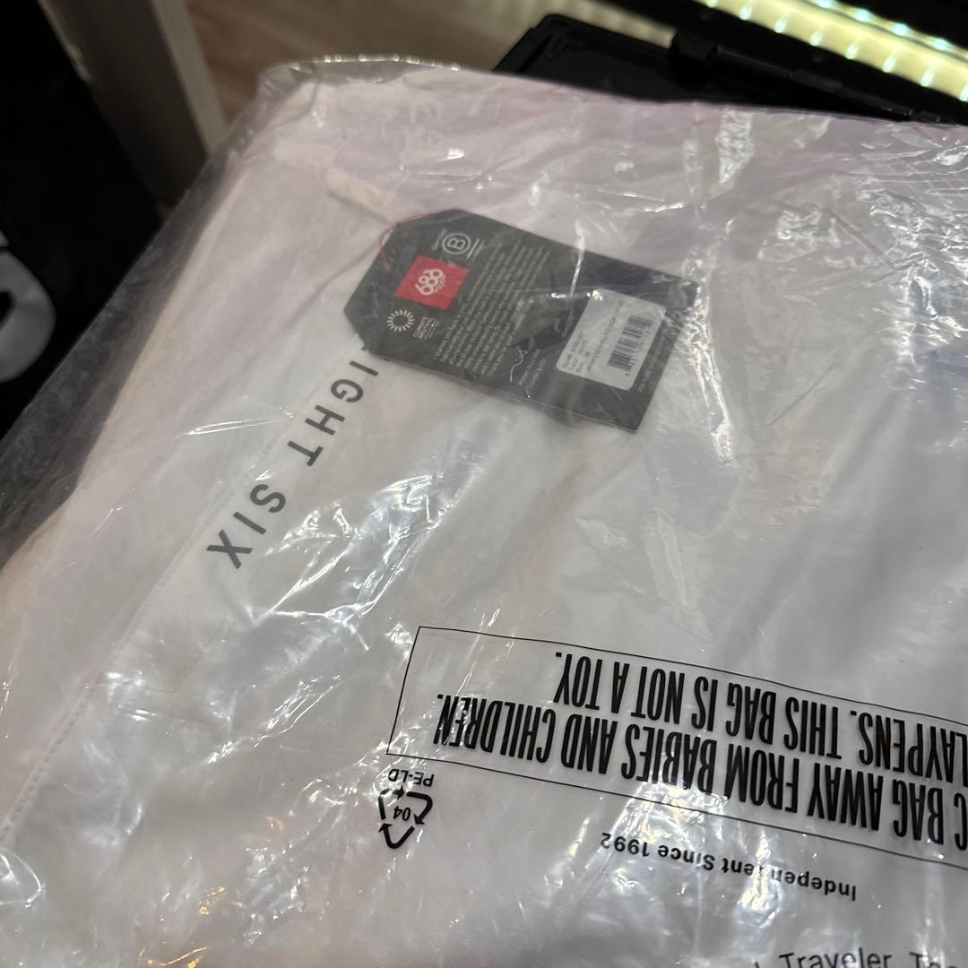 686 SIX EIGHT SIX JAPAN 180着限定 Mサイズ