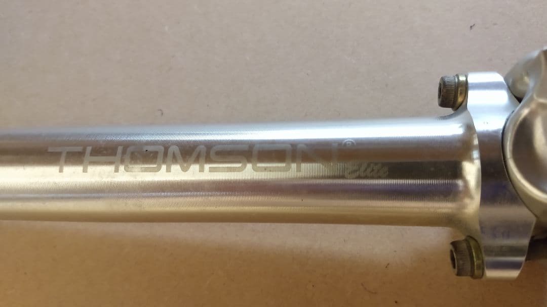 THOMSON elite シートポスト 27.2x410mm