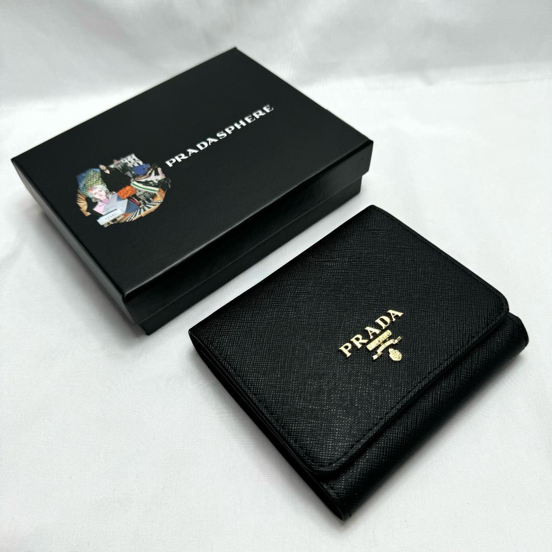 ノベルティ PRADA プラダ 三つ折り財布 ブラック