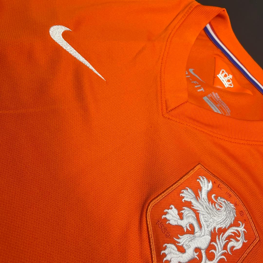 サッカーオランダ代表 2014-15シーズンホームユニフォーム