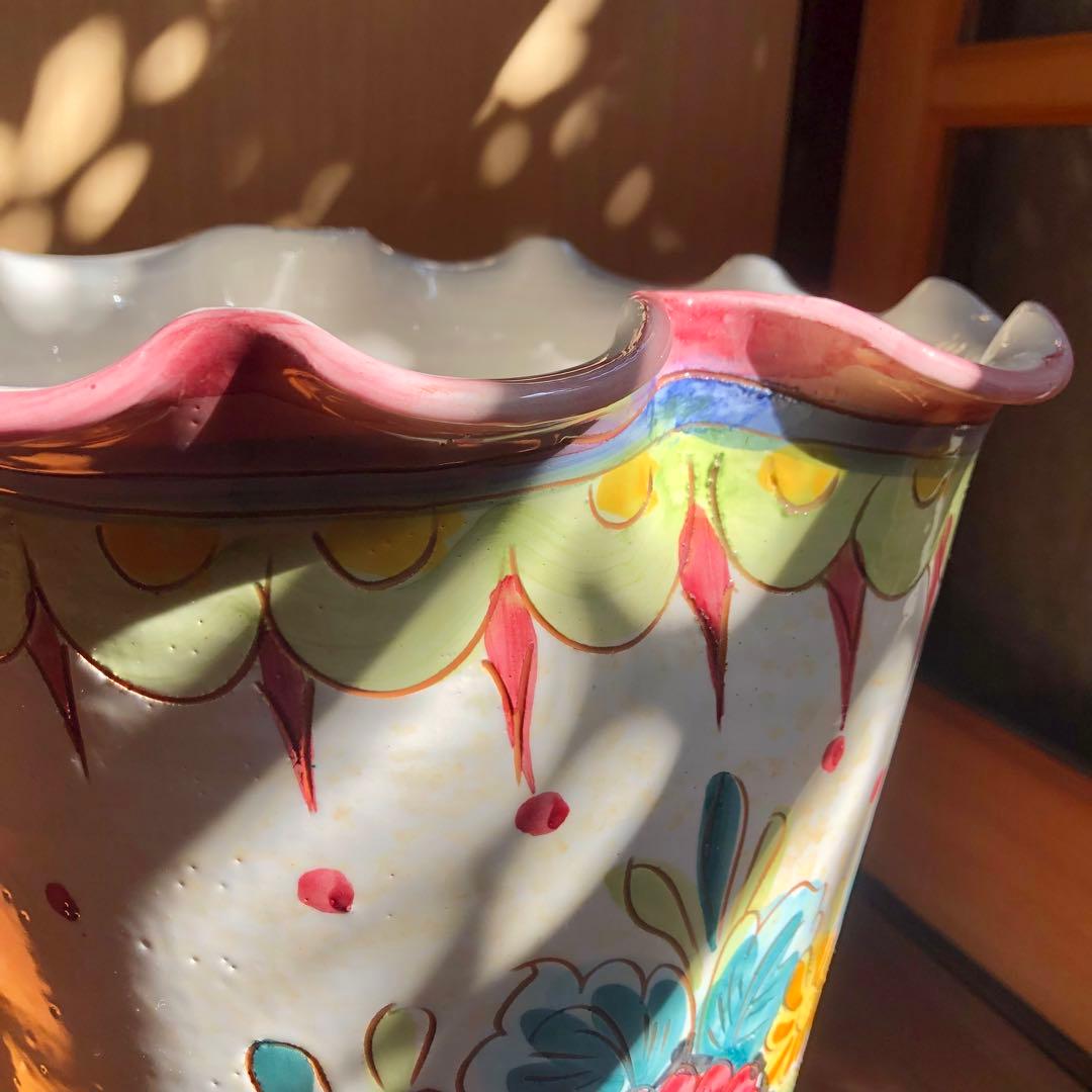 イタリア製高さ42㎝手書き花柄陶器製フリル陶器花瓶傘立てピンク系アンティーク