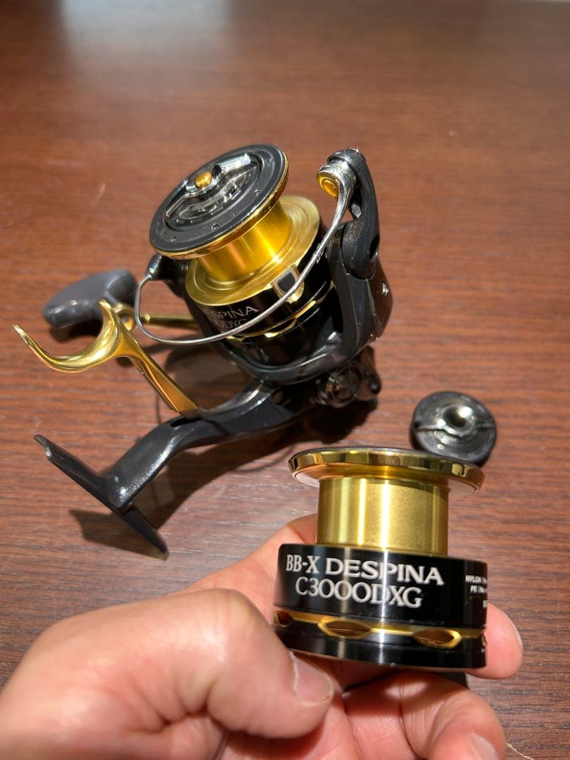 早い者勝ち！シマノ 11 BBX デスピナ　C3000DXG (替えスプール付)