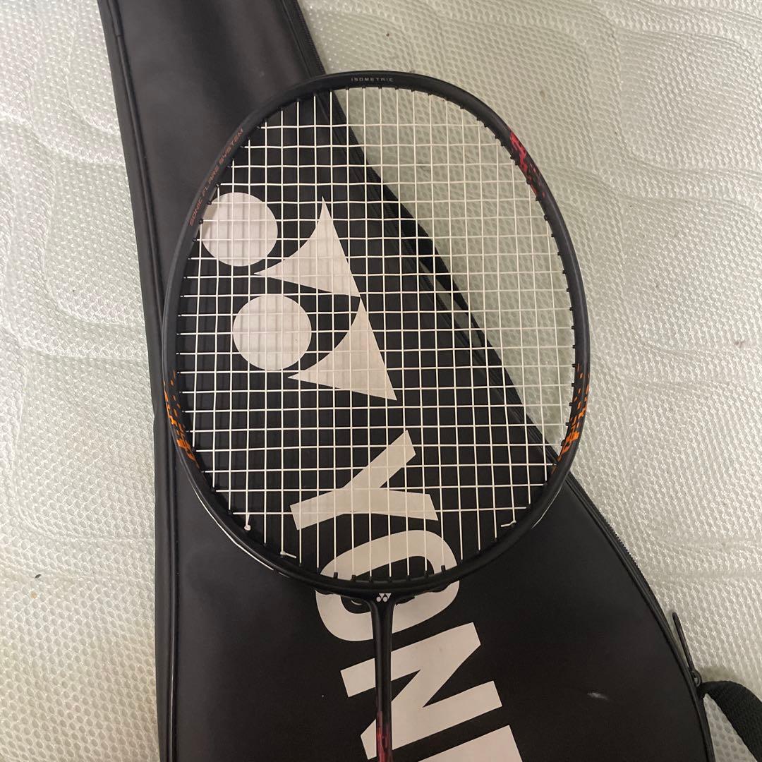 YONEX バドミントンラケット 美品